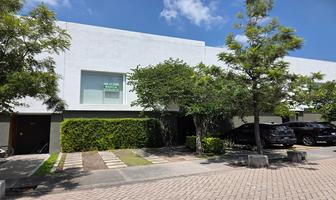 Foto de inmueble en Avenida Santa Fe, Col. Punta Juriquilla C.P. 76230, Querétaro
