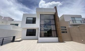 Foto de inmueble en Cascada de Naolinco 461, Col. Real de Juriquilla C.P. 76226, Querétaro