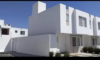 Foto de inmueble en Cto. del Aguila Real 64 #64, Col. Residencial Santa Fe C.P. 76930, Corregidora