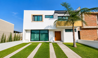 Foto de inmueble en GUAYABE, Col. Residencial el Refugio C.P. 76146, Querétaro