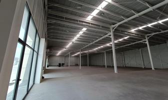 Foto de inmueble en Nave Industrial en Renta Cerca del Parque Bernardo Quintana Querétaro 3,850 m2, Col. San Isidro Miranda C.P. 76246, El Marqués