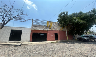 Foto de inmueble en Av. Euripidos, Col. San Pedrito Peñuelas C.P. 76140, Querétaro