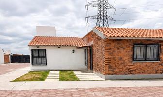 Foto de inmueble en , Col. San Pedro Ahuacatlan C.P. 76810, San Juan del Río