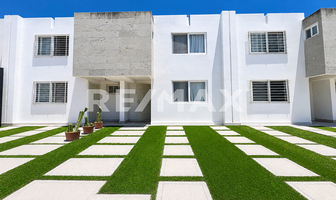 Foto de inmueble en TRES CANTOS, Col. Tres Cantos Residencial C.P. 76235, Querétaro