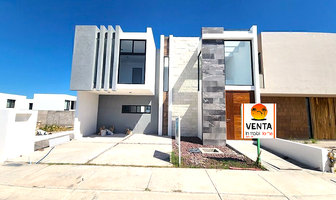 Foto de inmueble en Av. de los Portones, Col. Valle de Juriquilla C.P. 76100, Querétaro