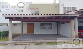 Foto de inmueble en SUS Espacios Y Ubicación TE Encantaran #121, Col. Villas Palmira C.P. 76146, Querétaro