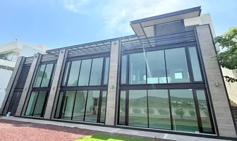 Foto de inmueble en av la rica #S/N, Col. Villas del Mesón C.P. 76226, Querétaro