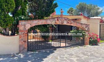 Foto de inmueble en Callejón de los Sarmientos, Col. Villas del Sol C.P. 76750, Tequisquiapan