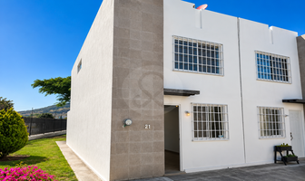 Foto de inmueble en Fraccionamiento Viñedos, 76200 San Pedro Martir, Querétaro, Col. Viñedos C.P. 76235, Querétaro