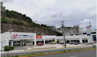 Foto de inmueble en Antigua Carretera Mexico-Queretaro, Monte Sinaí  #150, Col. Vista Hermosa C.P. 76063, Querétaro