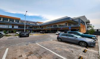 Foto de inmueble en Av. Circuito Universidades, Col. Zakia C.P. 76269, El Marqués