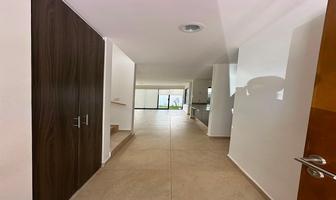 Foto de inmueble en Av Paseo de las Magnolias, Col. Zakia C.P. 76269, El Marqués