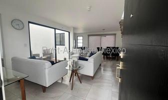 Foto de inmueble en Avenida Paseo de Zakia, Col. Zakia C.P. 76269, El Marqués