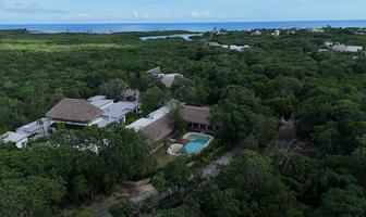Foto de inmueble en Carr. Cancún - Tulum, 77776 Cancún, Q.R., Col. Akumal C.P. 77776, Tulum