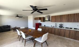 Foto de inmueble en av. del parque, Col. Aldea Zama C.P. 77760, Tulum