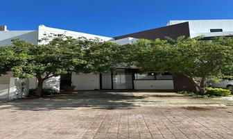 Foto de inmueble en Av Huayacan, residencial arbolada, Col. Arbolada C.P. 77533, Benito Juárez