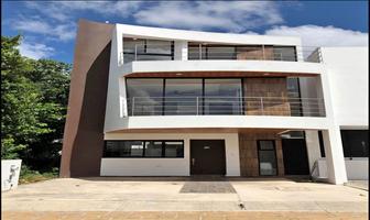 Foto de inmueble en Av Huayacan 336, Col. Cancún Centro C.P. 77500, Benito Juárez