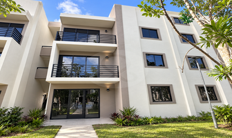 Foto de inmueble en Av. Villa Maya Supermanzana 341 77500 Cancún,, Col. Cancún Centro C.P. 77500, Benito Juárez