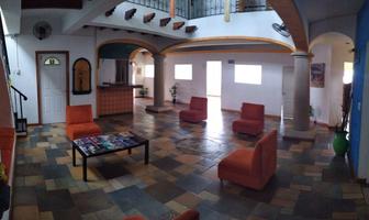 Foto de inmueble en Av de la Luna, Col. Cancún Centro C.P. 77500, Benito Juárez