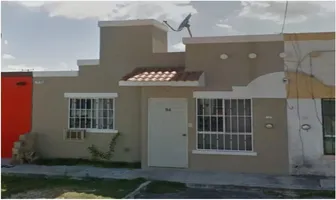 Foto de inmueble en C. 11va Priv. El Zapote #94, Col. Cancún Centro C.P. 77500, Benito Juárez