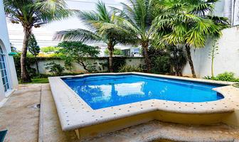 Foto de inmueble en Calle del Sol, Col. Cancún Centro C.P. 77500, Benito Juárez