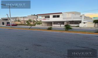 Foto de inmueble en Av 10 sur, Col. Cozumel Centro C.P. 77600, Cozumel