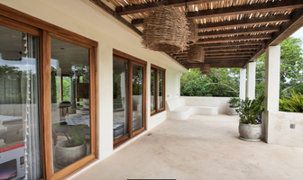 Foto de inmueble en Camino Blanco, Col. Francisco Uh-May C.P. 77796, Tulum