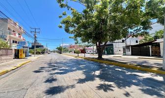 Foto de inmueble en Av. 30 Norte, Col. Gonzalo Guerrero C.P. 77720, Solidaridad
