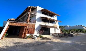 Foto de inmueble en Av. Pedro Joaquin Coldwell, Col. Isla de Holbox C.P. 77310, Lázaro Cárdenas