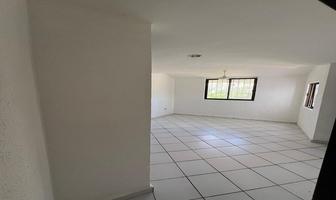 Foto de inmueble en AV. LA LUNA - SM 45, Col. Juárez C.P. 77500, Benito Juárez