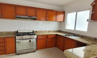 Foto de inmueble en AV. HUAYACÁN, Col. La Herradura C.P. 77506, Benito Juárez