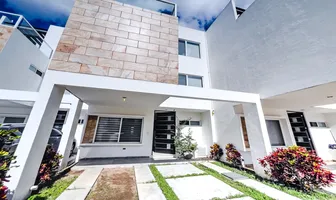 Foto de inmueble en PRIVADA MARFIL #99, Col. La Joya C.P. 77716, Solidaridad