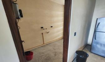 Foto de inmueble en Av. La selva Esq konhulich, Col. La Veleta C.P. 77760, Tulum