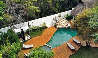 Foto de inmueble en Av. La selva, Col. La Veleta C.P. 77760, Tulum