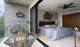 Foto de inmueble en C. 6 Sur entre calle 3 y calle 1, Col. La Veleta C.P. 77760, Tulum