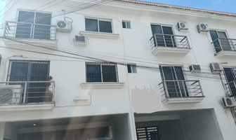 Foto de inmueble en Calle 6 norte, Col. Natura Playa del Carmen C.P. 77714, Solidaridad