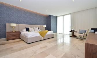 Foto de inmueble en Av. Bonampak, Col. Novo Cancún C.P. 77500, Benito Juárez
