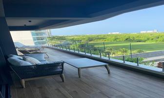 Foto de inmueble en Av. Bonampak, Col. Novo Cancún C.P. 77500, Benito Juárez
