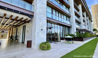 Foto de inmueble en Av. Bonampak, Col. Novo Cancún C.P. 77500, Benito Juárez