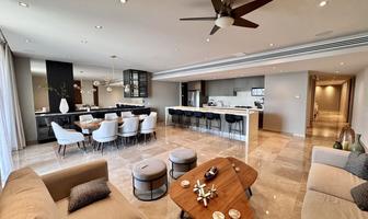 Foto de inmueble en Ave. Bonampak, Col. Novo Cancún C.P. 77500, Benito Juárez