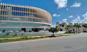 Foto de inmueble en BONAMPAK, Col. Novo Cancún C.P. 77500, Benito Juárez