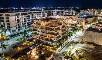 Foto de inmueble en Departamento Alba Marina Puerto Cancún de 3 Recamaras y 240 mts, Col. Novo Cancún C.P. 77500, Benito Juárez