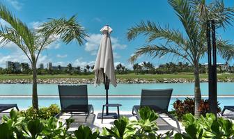 Foto de inmueble en Departamento de 4 Recámaras en Venta en Puerto Cancún, con Jardín, Col. Novo Cancún C.P. 77500, Benito Juárez