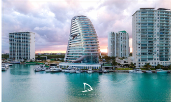 Foto de inmueble en Puerto Cancun, Col. Novo Cancún C.P. 77500, Benito Juárez