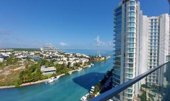 Foto de inmueble en Puerto cancun, Col. Novo Cancún C.P. 77500, Benito Juárez