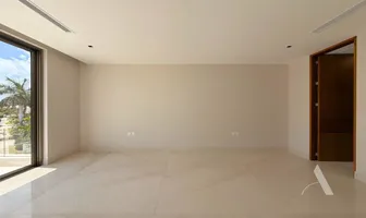Foto de inmueble en Sin nombre de calle, Col. Novo Cancún C.P. 77500, Benito Juárez