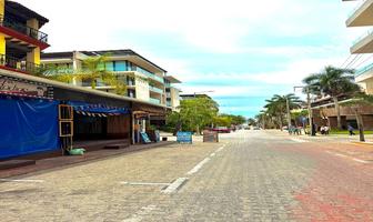 Foto de inmueble en Avenida Cozumel, Col. Paraíso del Carmen C.P. 77720, Solidaridad
