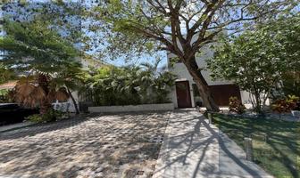 Foto de inmueble en Se Vende Casa de 3 Recamaras con Alberca y Jardín en Playa Magna, Playa del Carmen, Col. Playa Magna C.P. 77726, Solidaridad