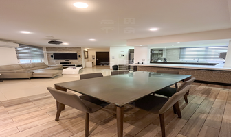 Foto de inmueble en Av. 25 norte, Col. Playa del Carmen Centro C.P. 77710, Solidaridad