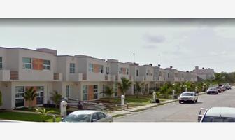 Foto de inmueble en Cda Cantil de Groenlandia #179, Col. Playa del Carmen Centro C.P. 77710, Solidaridad